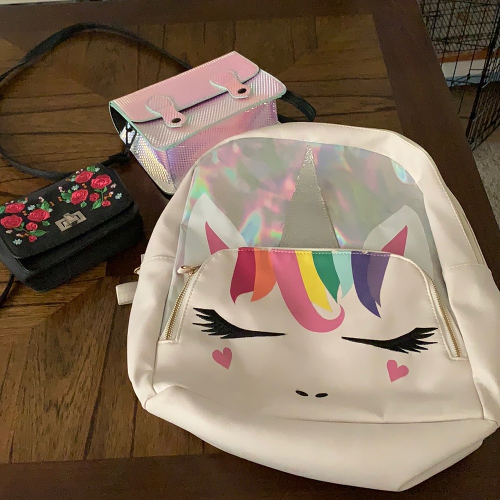 Assorted purses